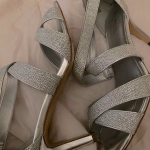 Size 11 mootsie tootsies worn 1x for a wedding